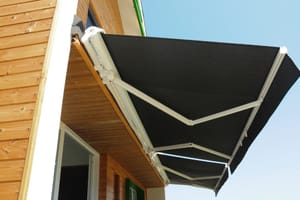 8 Tips For Maintaining Your Newly Installed Retractable Awning