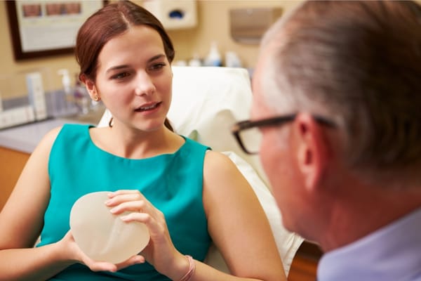 7 Signs You've Found The Right Breast Implants Surgeon